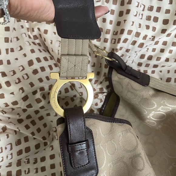 Ferragamo Hobo Bag/Purse! - Picture 3 of 5